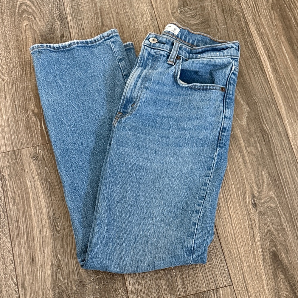 NWOT Abercrombie & Fitch Vintage Straight High Rise